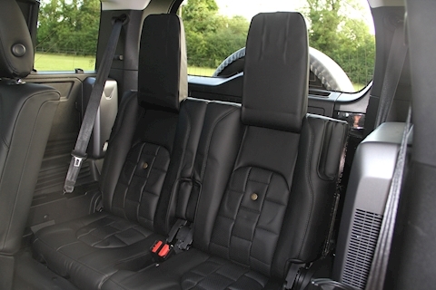 Defender 110 2.0 SD4 SE with Chelsea Truck Company Enhancements