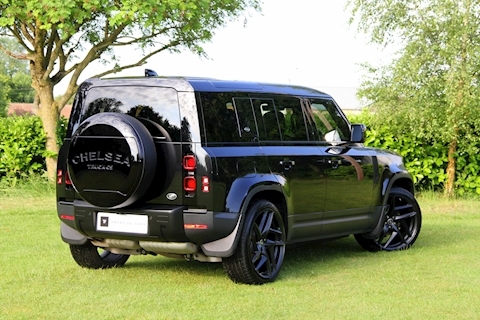 Defender 110 2.0 SD4 SE with Chelsea Truck Company Enhancements