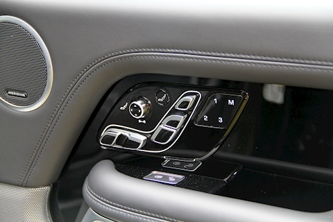 Range Rover 4.4 SDV8 Autobiography