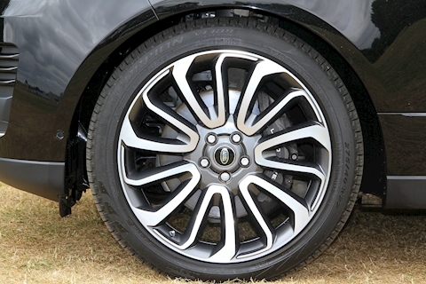 Range Rover 4.4 SDV8 Autobiography