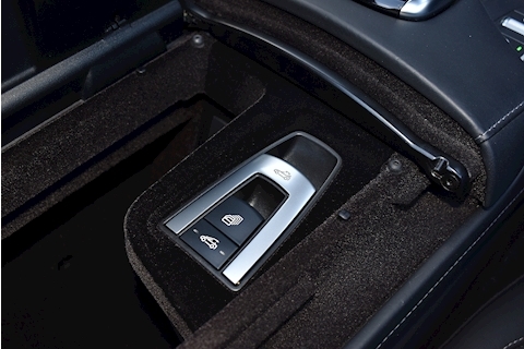 S500 Cabriolet 4.7 V8 AMG Line with Premium Pack