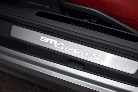 911 (992) Turbo S Coupe PDK