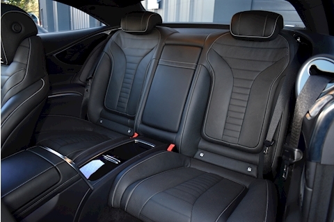 S560 Coupe 4.0 V8 AMG Line with Premium Pack