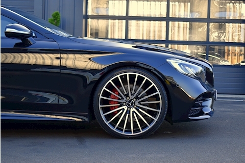 S560 Coupe 4.0 V8 AMG Line with Premium Pack