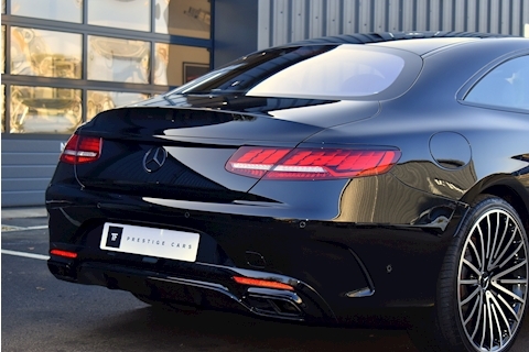 S560 Coupe 4.0 V8 AMG Line with Premium Pack