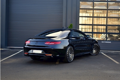 S560 Coupe 4.0 V8 AMG Line with Premium Pack