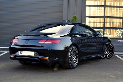 S560 Coupe 4.0 V8 AMG Line with Premium Pack