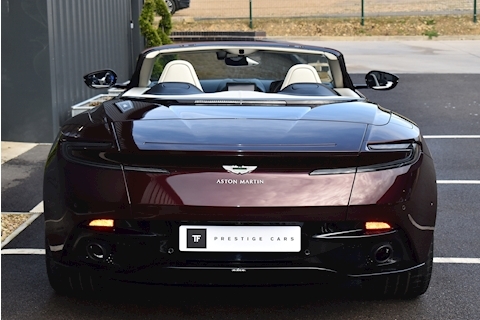 DB11 V8 Volante