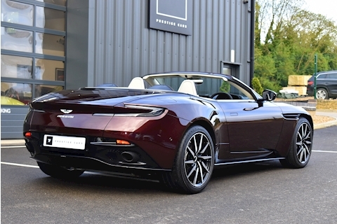 DB11 V8 Volante
