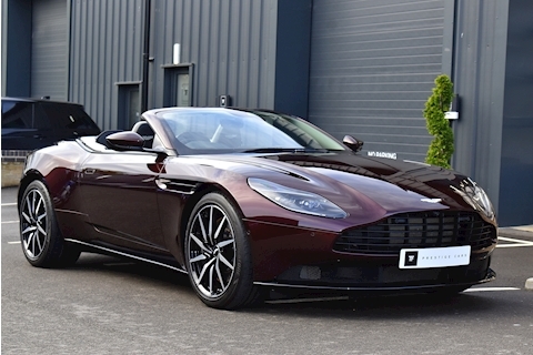 DB11 V8 Volante