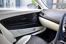 2019 Aston Martin DB11 V8 Volante 