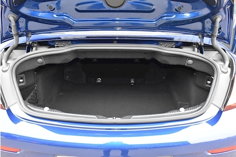 C300 AMG-Line Cabriolet Premium Plus