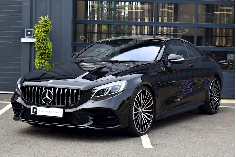 S560 Coupe 4.0 V8 AMG Line