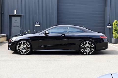 S560 Coupe 4.0 V8 AMG Line