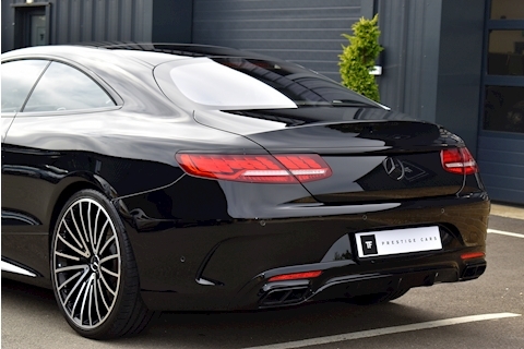 S560 Coupe 4.0 V8 AMG Line