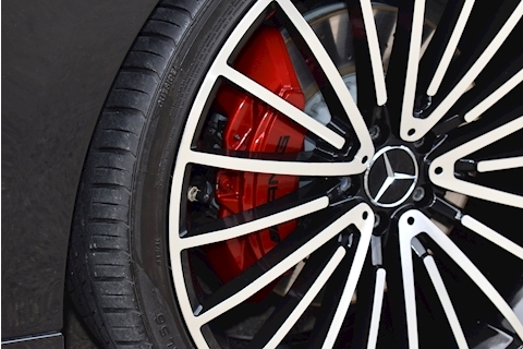 S560 Coupe 4.0 V8 AMG Line