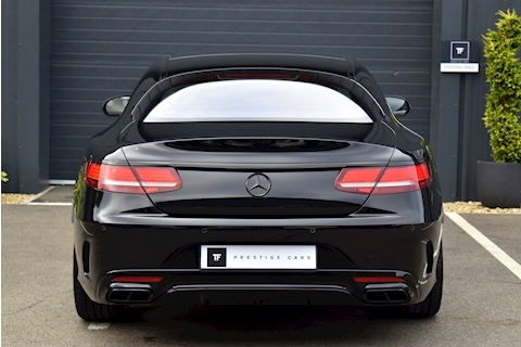 S560 Coupe 4.0 V8 AMG Line