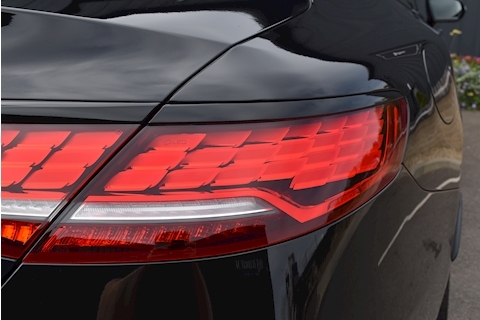 S560 Coupe 4.0 V8 AMG Line