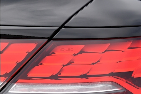 S560 Coupe 4.0 V8 AMG Line