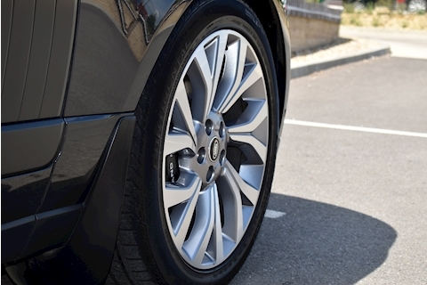 Range Rover 4.4 SDV8 Autobiography