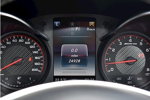 C63 AMG S Coupe (Premium)