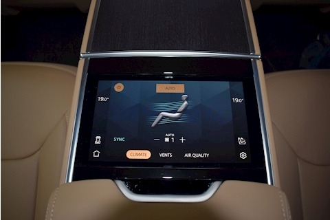 Range Rover Autobiography 4.4 V8 (P530)