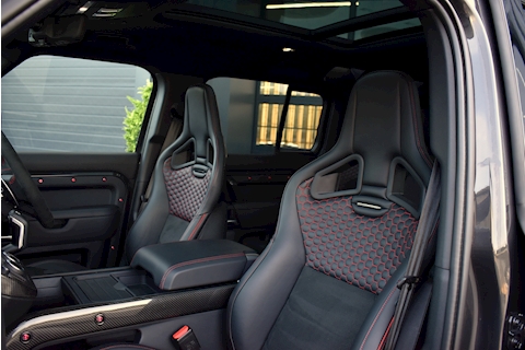 Urban Defender 110 V8 Carpathian Edition