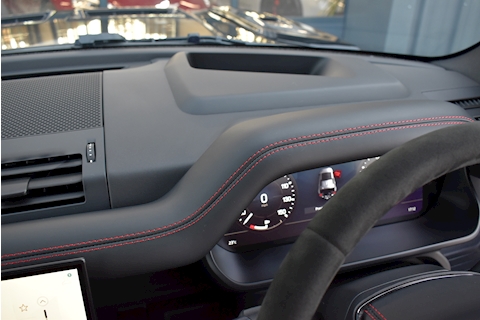 Urban Defender 110 V8 Carpathian Edition