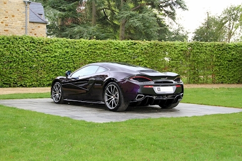 570GT 3.8 V8