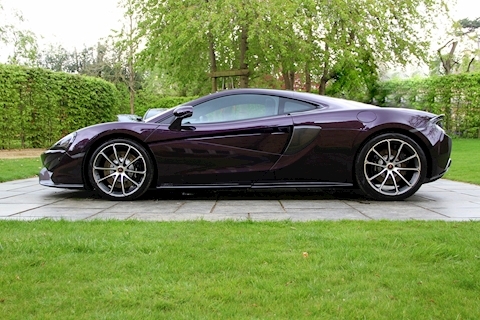570GT 3.8 V8
