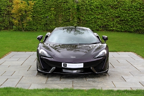 570GT 3.8 V8