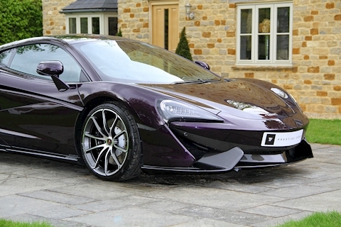 570GT 3.8 V8