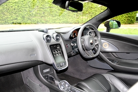 570GT 3.8 V8