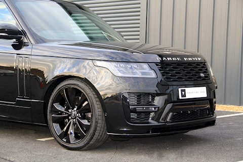 Range Rover SVAutobiography Dynamic Black with SVO Design Pack