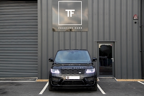 Range Rover SVAutobiography Dynamic Black with SVO Design Pack