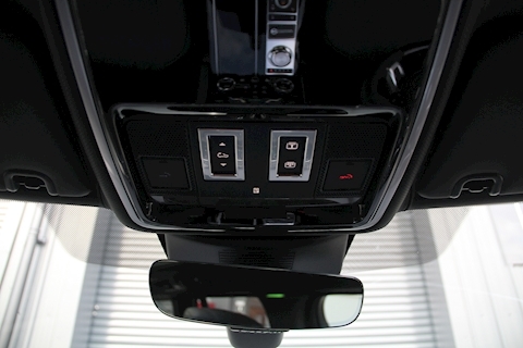 Range Rover SVAutobiography Dynamic Black with SVO Design Pack