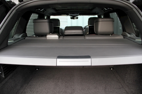 Range Rover SVAutobiography Dynamic Black with SVO Design Pack