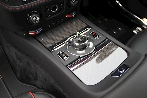 Wraith Black Badge 6.6 V12