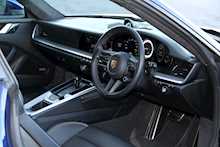 2019 Porsche 911 (992) Carrera 4S Coupe 3.0 PDK 