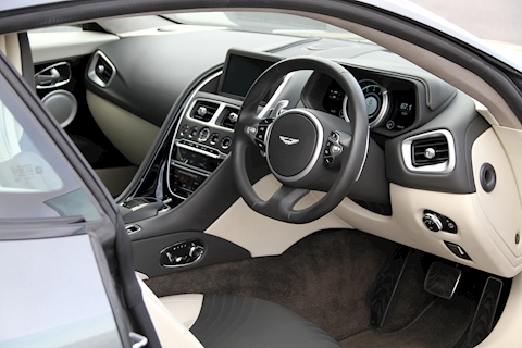 DB11 5.2 V12 CEO Launch Edition Coupe