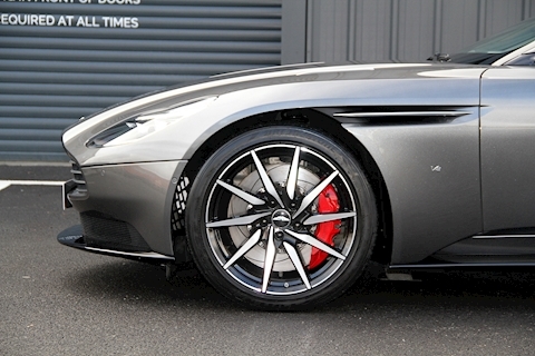 DB11 5.2 V12 CEO Launch Edition Coupe
