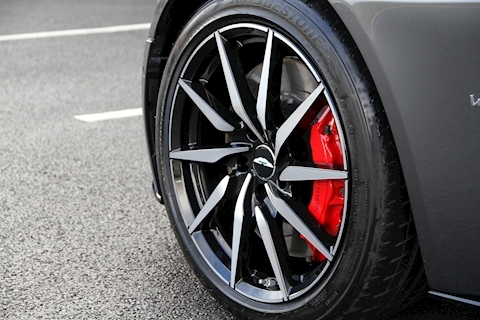 DB11 5.2 V12 CEO Launch Edition Coupe