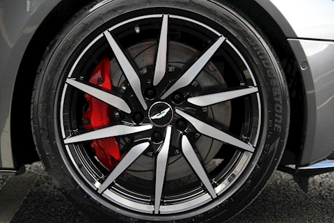 DB11 5.2 V12 CEO Launch Edition Coupe