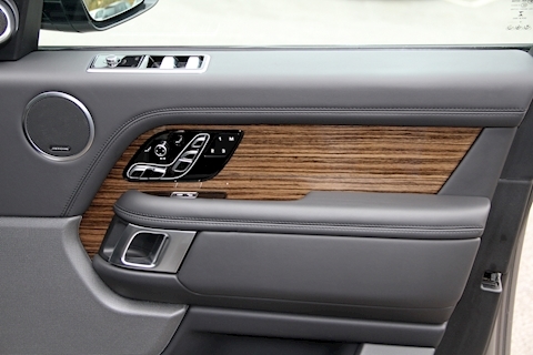 Range Rover 4.4 SDV8 Autobiography