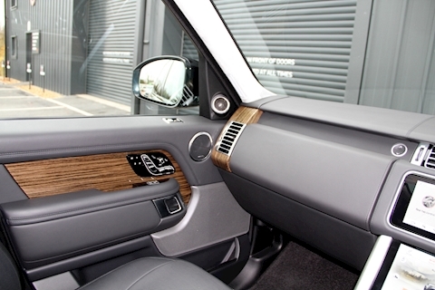 Range Rover 4.4 SDV8 Autobiography