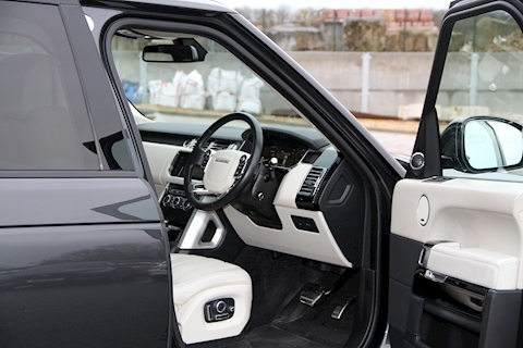 Range Rover 3.0 TDV6 Vogue SE (2016MY)