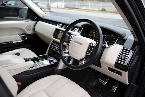 Range Rover 3.0 TDV6 Vogue SE (2016MY)