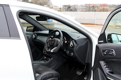 A250 AMG WhiteArt Edition (Premium) 2.0 DCT