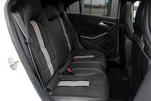 2018 Mercedes-Benz A250 AMG WhiteArt Edition (Premium) 2.0 DCT 