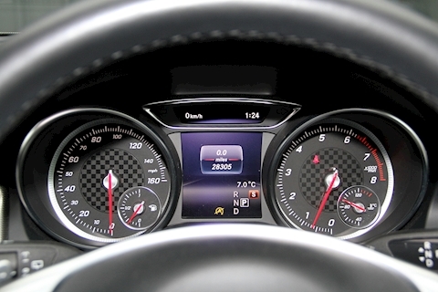 A250 AMG WhiteArt Edition (Premium) 2.0 DCT